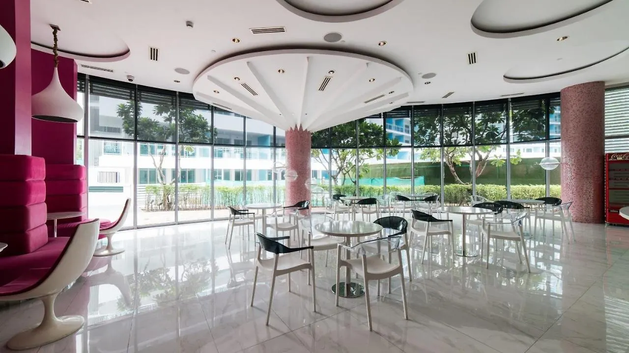 Aparthotel Azure Urban Resort Staycation By Lv Paranaque City