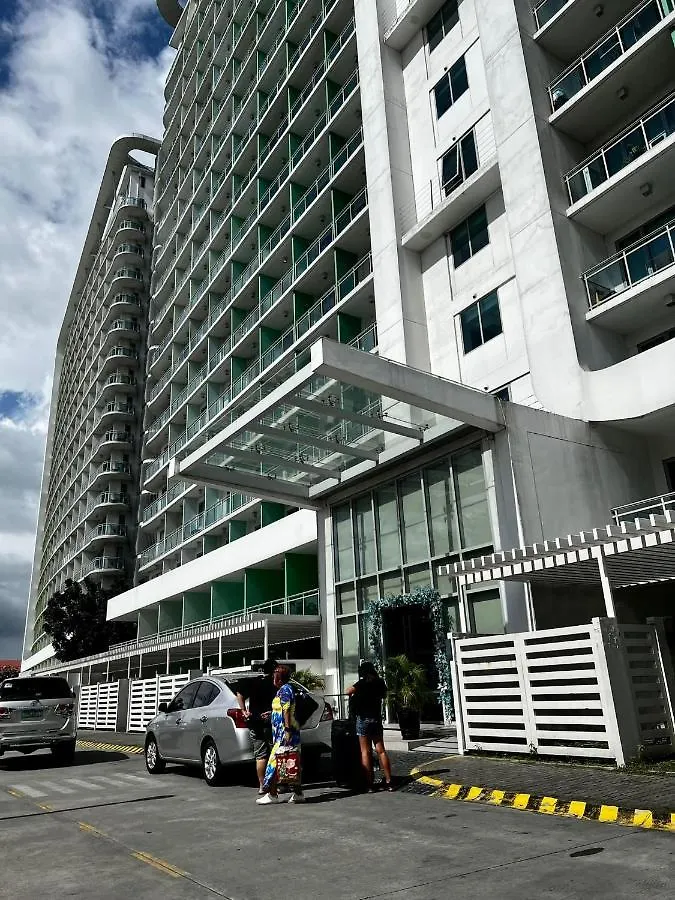 Azure Urban Resort Staycation By Lv Paranaque City